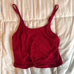 Tilly’s red crop top